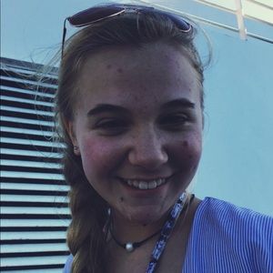 Meet your Posher, Angela